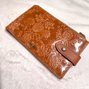The Sak brown fold wallet
